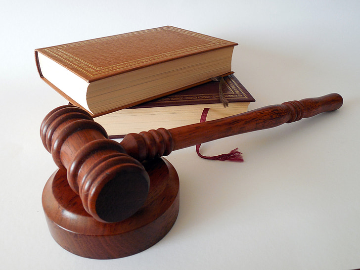 עורך דין פשיטת רגל בחיפה – מי זקוק לו?